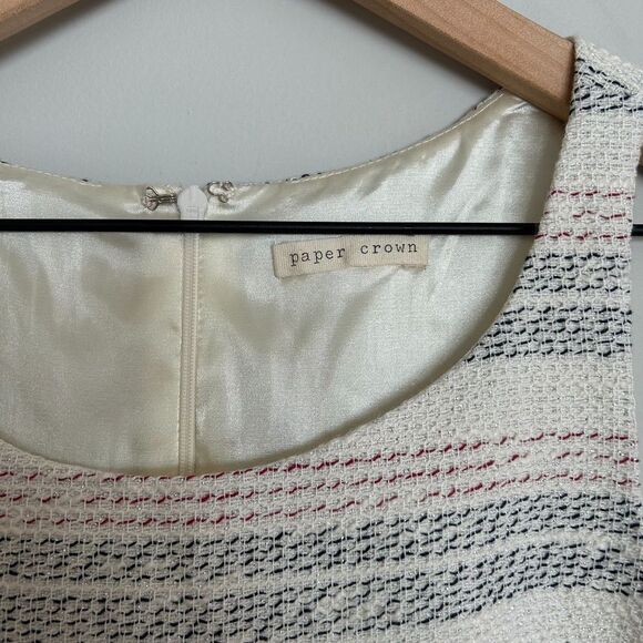 Paper Crown Tweed Blouse - Picture 6 of 12